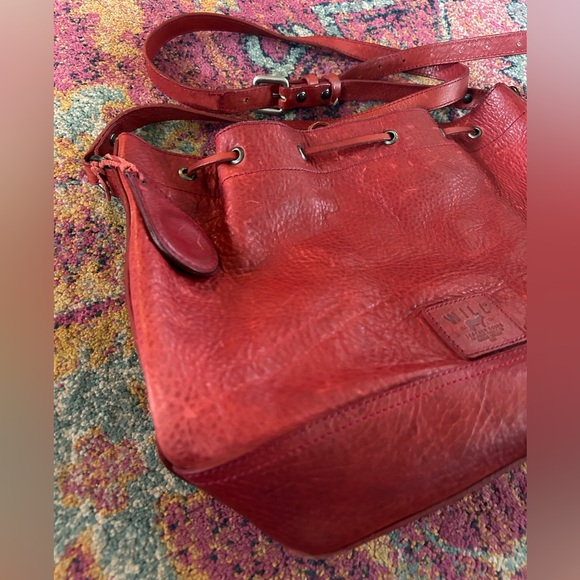 Will Leather Goods | Women’s Red Pebbled Leather Drawstring Hobo Crossbody Bag - Picture 5 of 15